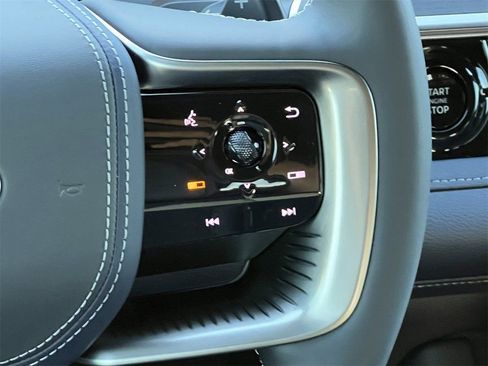 New 2026 INFINITI QX80 4WD image 13