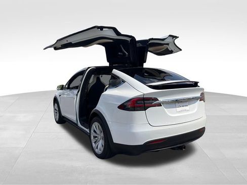 Used 2019 Tesla Model X 75D AWD/4WD image 42