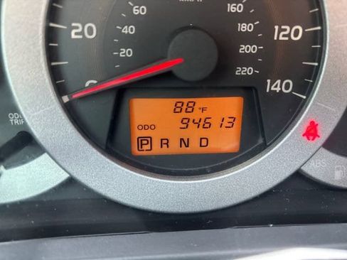 Used 2012 Toyota RAV4 FWD image 16