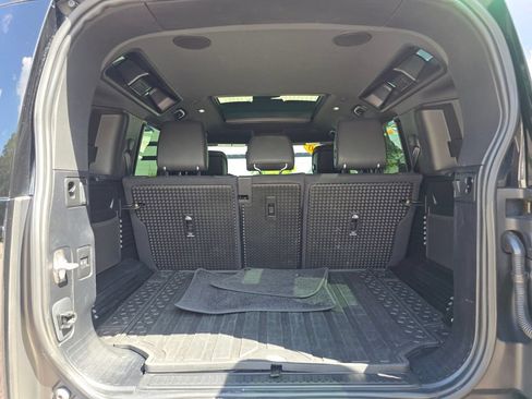 Used 2020 Land Rover Defender 110 X AWD/4WD image 19