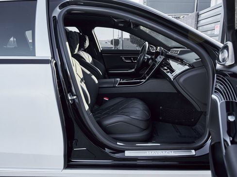 Used 2023 Mercedes-Benz Maybach S 680 4MATIC image 22