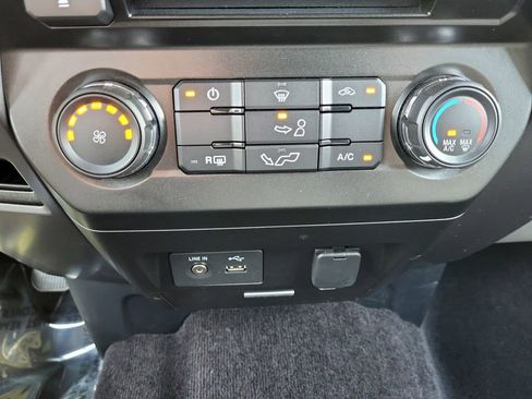 Used 2015 Ford F150 XLT AWD/4WD image 21