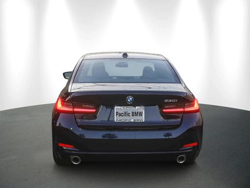 New 2026 BMW 330i Sedan w/ Convenience Package image 5