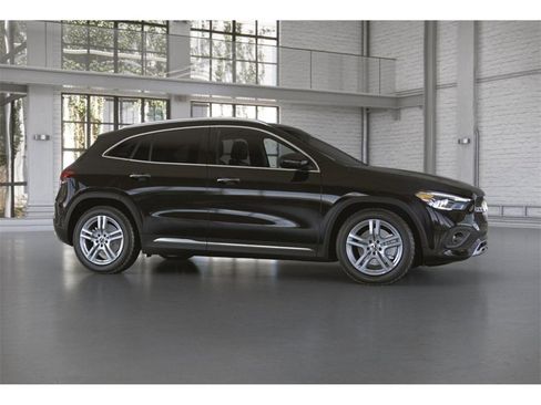 Certified 2023 Mercedes-Benz GLA 250 4MATIC image 15