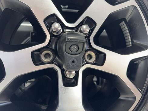 Used 2020 Jeep Wrangler Unlimited Rubicon w/ LED Lighting Group image 21