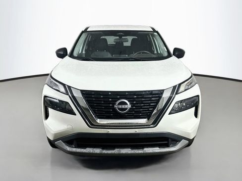 Used 2022 Nissan Rogue S AWD/4WD image 2