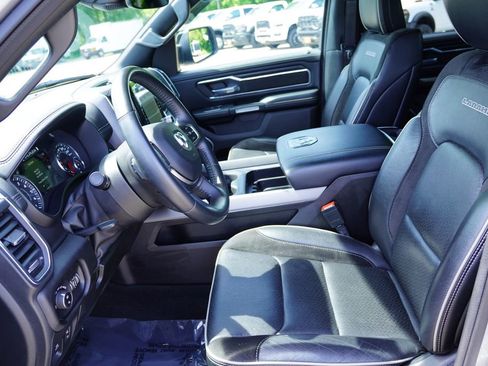 Used 2023 RAM 1500 Laramie AWD/4WD image 17