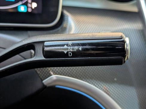 Used 2025 Mercedes-Benz CLE 300 4MATIC Coupe image 12