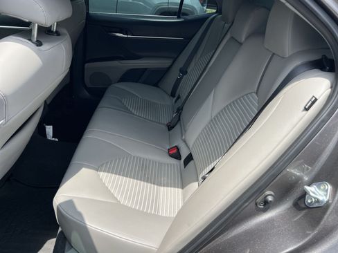 Used 2024 Toyota Camry SE FWD image 23