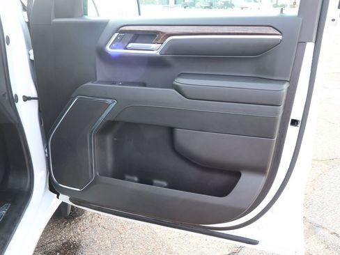 Used 2024 GMC Sierra 1500 Elevation image 22