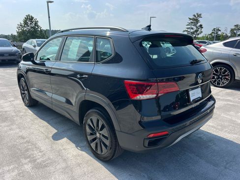 Used 2022 Volkswagen Taos S FWD image 7