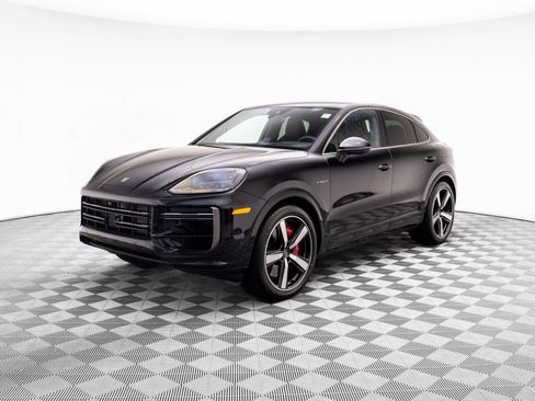 New 2025 Porsche Cayenne Turbo image 1