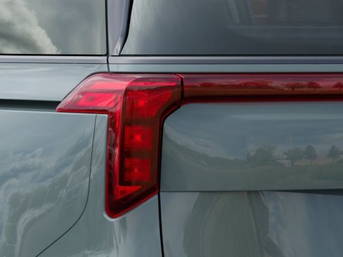 New 2027 Kia Carnival Hybrid FWD image 11