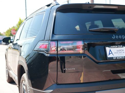 New 2026 Jeep Cherokee Laredo AWD/4WD image 10
