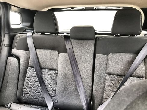 Used 2025 Nissan Kicks SV image 21