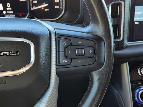 Used 2021 GMC Yukon Denali w/ Denali Premium Package image 21