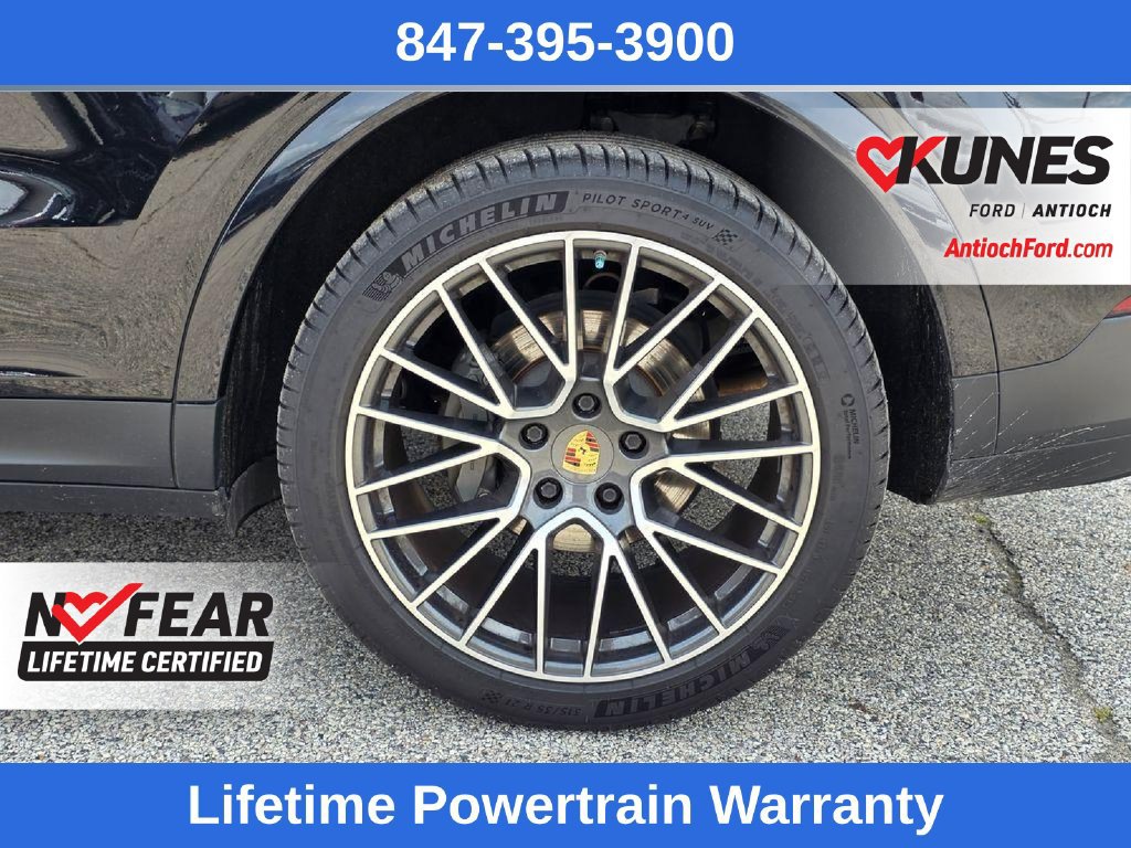 Used 2019 Porsche Cayenne S AWD/4WD image 11