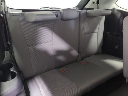 Used 2023 Toyota Highlander LE AWD/4WD image 18