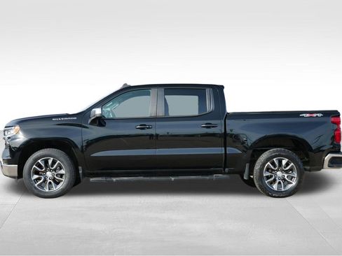 Used 2022 Chevrolet Silverado 1500 LT image 4
