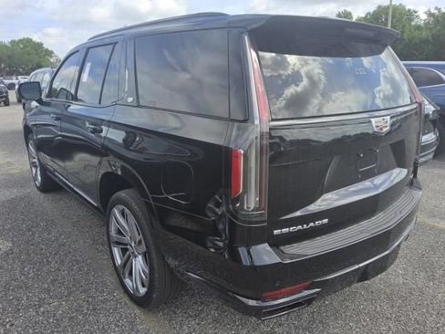 Used 2024 Cadillac Escalade Sport Platinum w/ Heavy-Duty Trailer Package AWD/4WD image 7