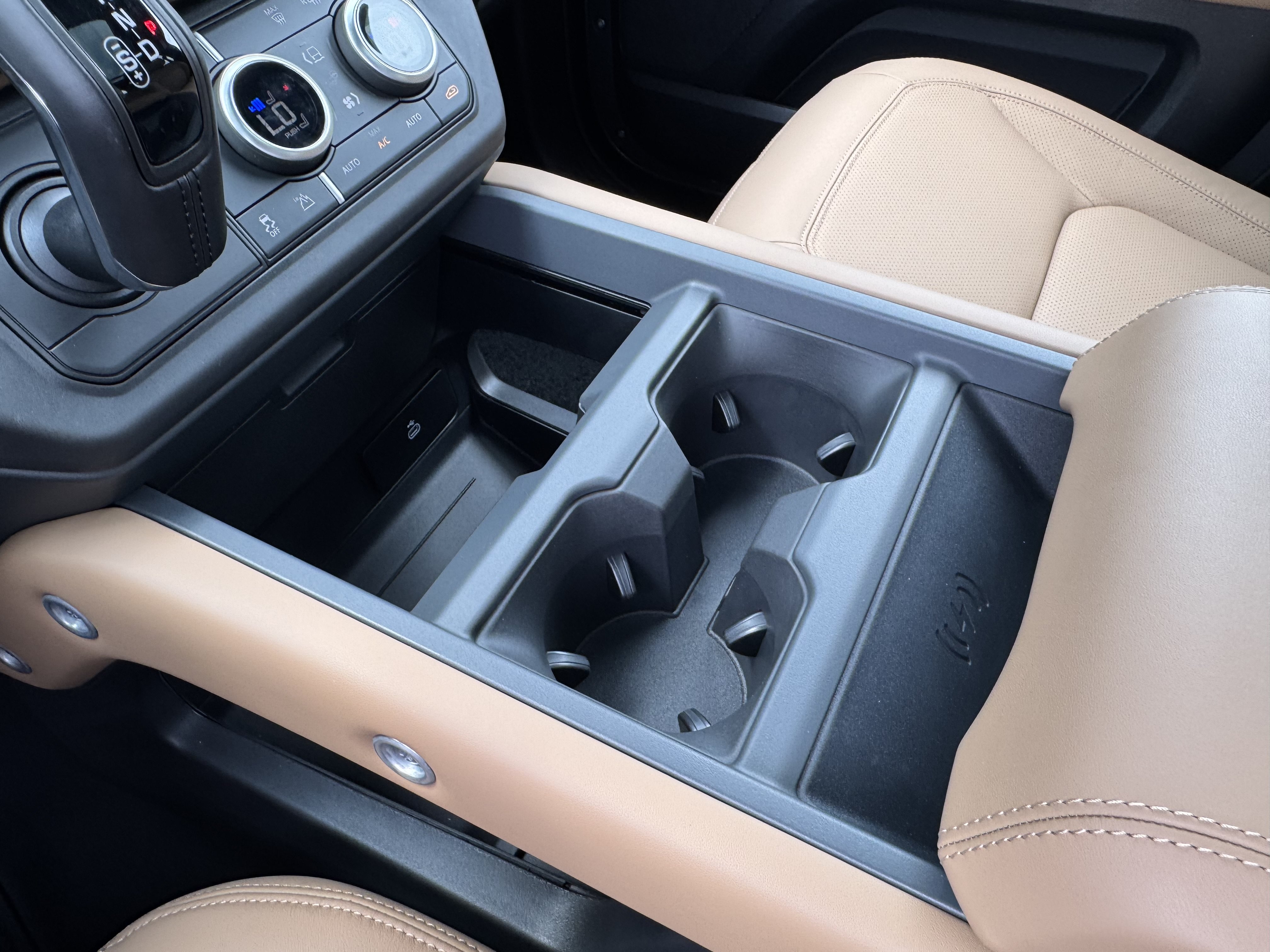 New 2026 Land Rover Defender 110 S AWD/4WD image 23
