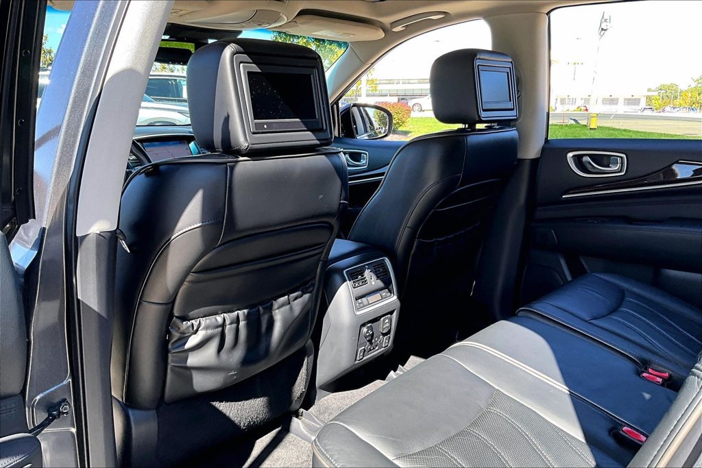 Used 2013 INFINITI JX35 AWD w/ Premium Pkg image 31