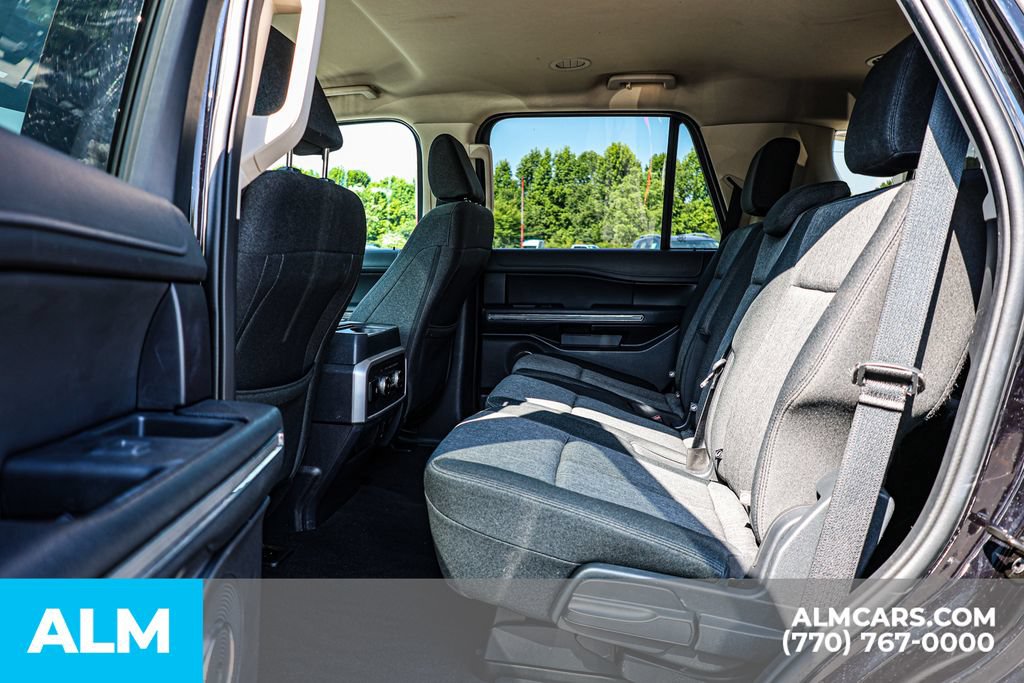 Used 2024 Ford Expedition XLT RWD image 18