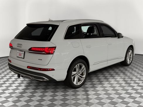 Used 2020 Audi Q7 3.0T Premium Plus w/ Premium Plus Package AWD/4WD image 9