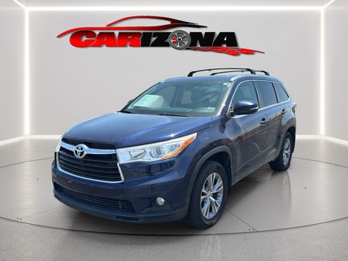 Used 2014 Toyota Highlander XLE AWD/4WD image 12