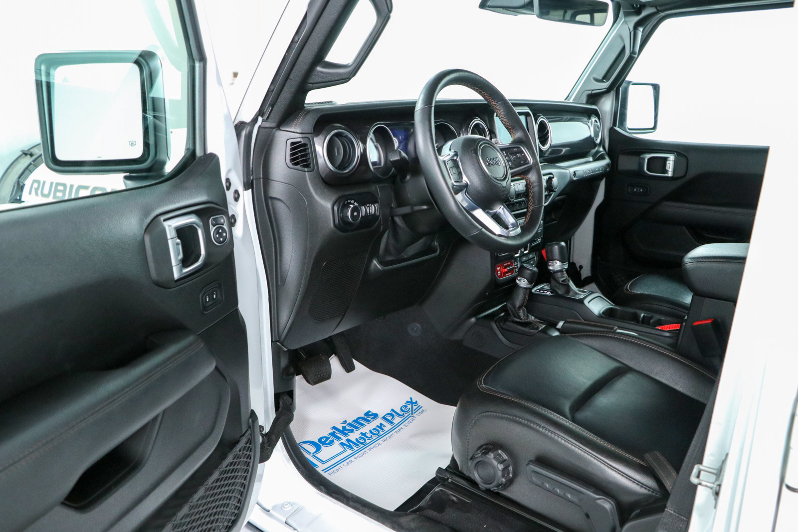 Used 2022 Jeep Wrangler Unlimited Rubicon w/ Dual Door Group (Lowers Only) AWD/4WD image 3