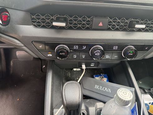 Used 2023 Honda Accord EX image 19