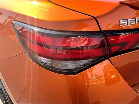 Certified 2024 Nissan Sentra SR FWD image 22