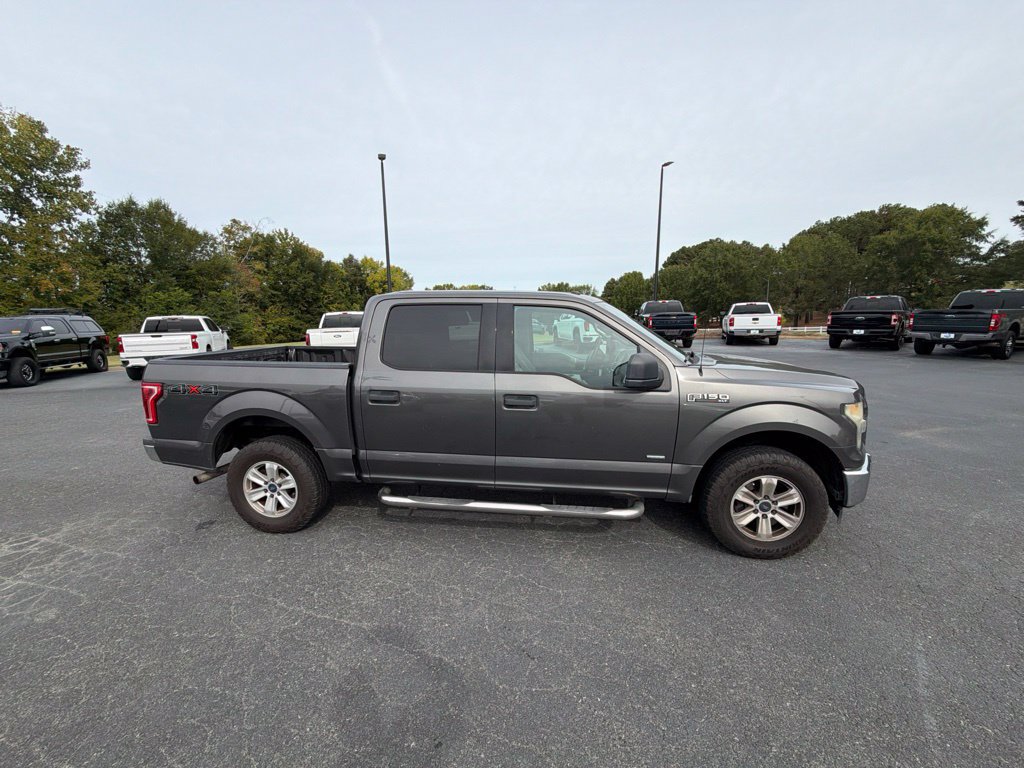 Used 2017 Ford F150 XLT AWD/4WD image 12