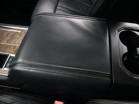 Used 2020 Ford Expedition Platinum RWD image 42