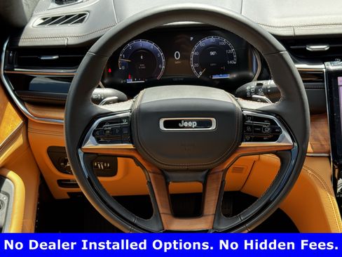 Used 2025 Jeep Grand Cherokee L Summit AWD/4WD image 12
