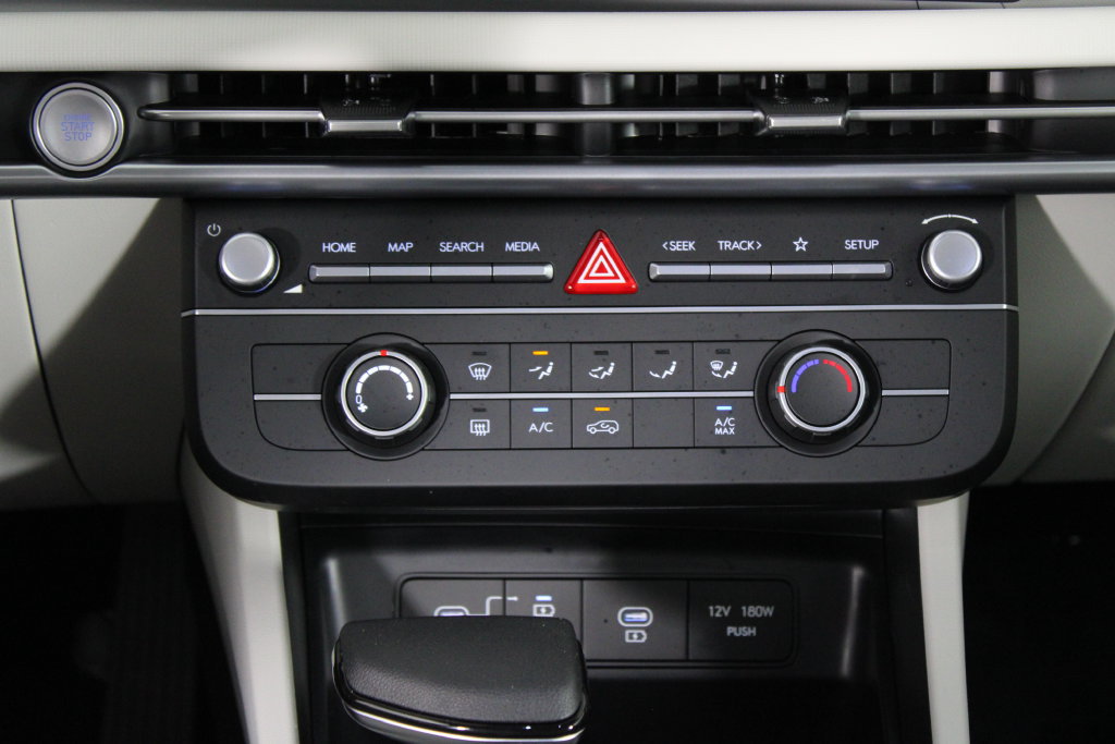 Certified 2026 Hyundai Tucson SE FWD image 22