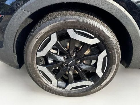 Used 2023 Kia Telluride EX w/ EX Captain's Chair Package image 36