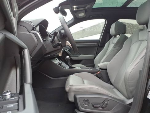 Used 2025 Audi Q3 2.0T Premium AWD/4WD image 27