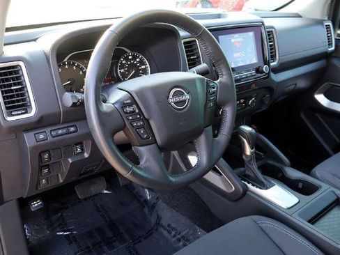 Certified 2024 Nissan Frontier SV w/ SV Convenience Package RWD image 17