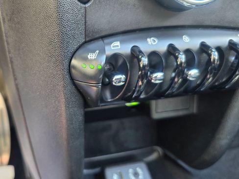 Used 2014 MINI Cooper Roadster S FWD image 34