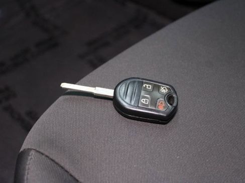 Used 2019 Ford Fiesta SE image 12