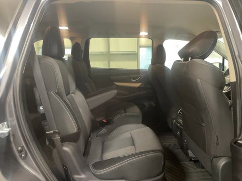 Used 2022 Subaru Ascent Premium w/ Convenience Package image 20