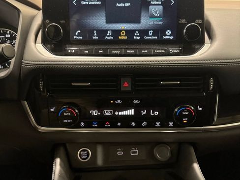 Used 2023 Nissan Rogue SL w/ SL Premium Package AWD/4WD image 11