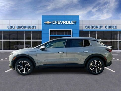 New 2026 Chevrolet Equinox EV LT image 5