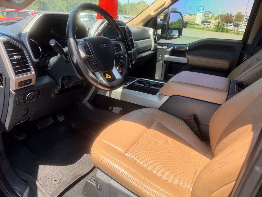 Used 2022 Ford F350 Lariat w/ FX4 Off-Road Package AWD/4WD image 11