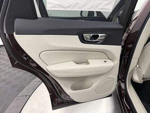 New 2026 Volvo XC60 B5 Ultra w/ Protection Package Premier AWD/4WD image 24