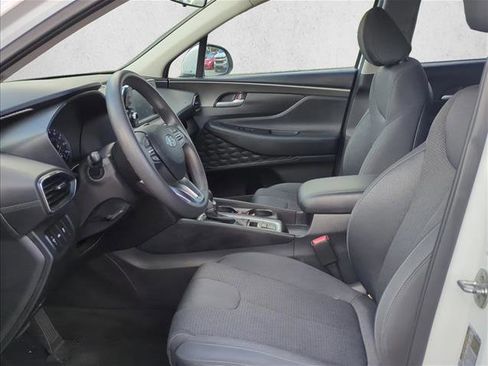 Used 2020 Hyundai Santa Fe SE image 9