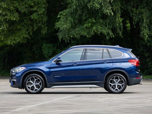 Used 2018 BMW X1 xDrive28i image 10
