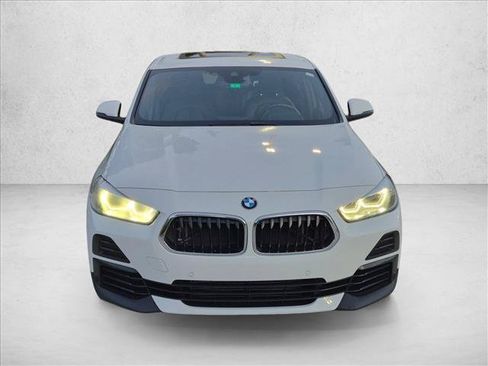 Used 2022 BMW X2 sDrive28i w/ Convenience Package FWD image 2