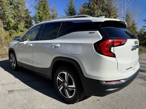 Used 2021 GMC Terrain SLT image 8